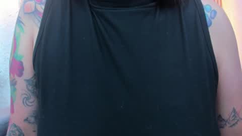 Violette online show from February 10, 2026, 1:04 pm