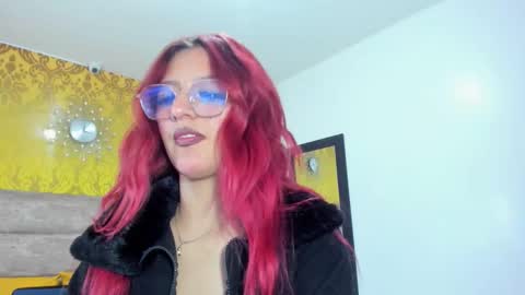 Snapshot of violeethh__ chatting on March 4, 2026, 12:33 pm violeethh__ online show from March 4, 2026, 12:33 pm