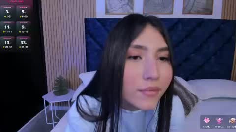 Snapshot of violet0333 chatting on July 11, 2026, 6:43 pm Violet online show from July 11, 2026, 6:43 pm