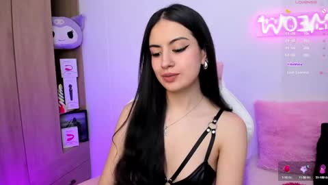 Snapshot of violet_catt chatting on December 12, 2024, 5:04 pm Violeta  online show from December 12, 2024, 5:04 pm