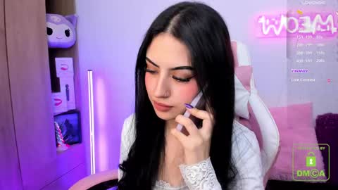 Snapshot of violet_catt chatting on February 6, 2025, 5:30 pm Violeta  online show from February 6, 2025, 5:30 pm