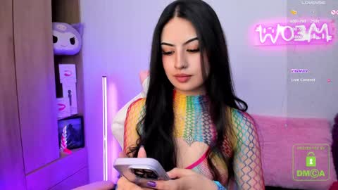Snapshot of violet_catt chatting on February 13, 2025, 5:11 pm Violeta  online show from February 13, 2025, 5:11 pm