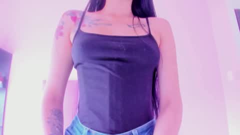 violet online show from September 15, 2025, 12:49 pm