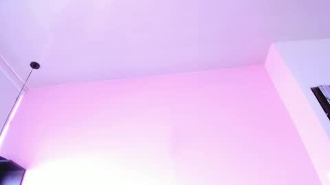 violet online show from September 17, 2025, 1:35 pm