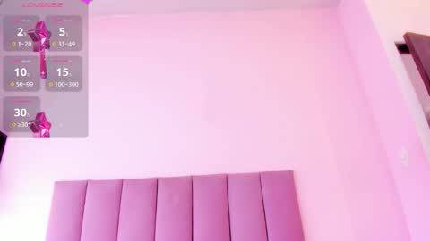 violet online show from October 30, 2025, 2:51 pm