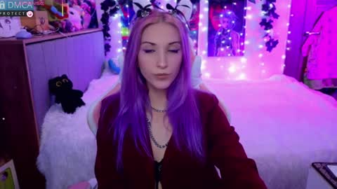 Snapshot of violet_noir_ chatting on January 20, 2025, 6:31 am Deya online show from January 20, 2025, 6:31 am