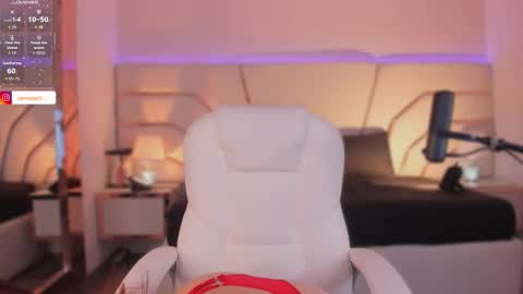 violeta_marquez online show from October 6, 2025, 11:40 am