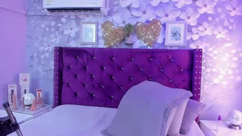 violeta_medina online show from March 8, 2025, 9:17 am