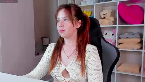 Snapshot of violeta_paul chatting on June 26, 2026, 9:03 am Violeta online show from June 26, 2026, 9:03 am