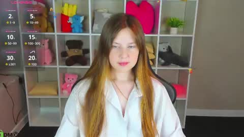 Snapshot of violeta_paul chatting on July 3, 2026, 9:16 am Violeta online show from July 3, 2026, 9:16 am
