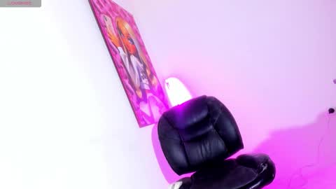 Snapshot of violeta_prince chatting on March 18, 2026, 4:04 am Violeta Princess Please help me with your thumbs up its important online show from March 18, 2026, 4:04 am