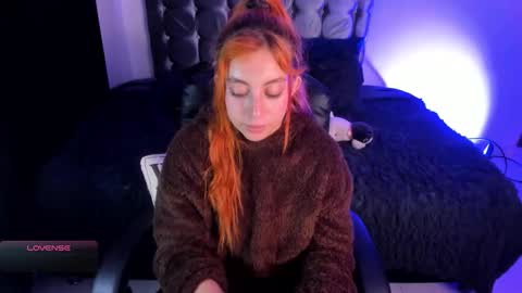 Violeta  Help me reach 150 thumbs up    online show from February 18, 2026, 4:52 am