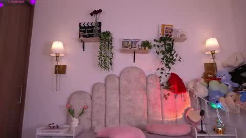 violeth___ online show from February 27, 2026, 1:11 pm