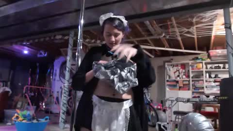 Snapshot of violethooper chatting on May 15, 2026, 3:08 pm Violet Hooper online show from May 15, 2026, 3:08 pm
