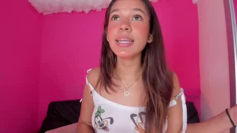 violett_24_ online show from March 8, 2025, 3:02 pm