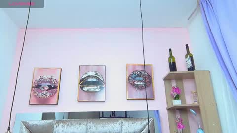 Violeta froz online show from January 23, 2025, 3:43 pm