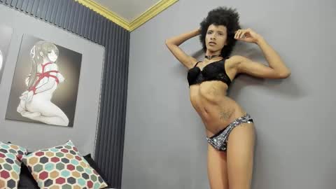 Snapshot of violett_salvatore chatting on February 18, 2026, 9:44 pm V I O L E T T E online show from February 18, 2026, 9:44 pm