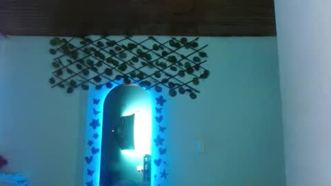 violetta_dreams online show from April 9, 2026, 7:52 pm