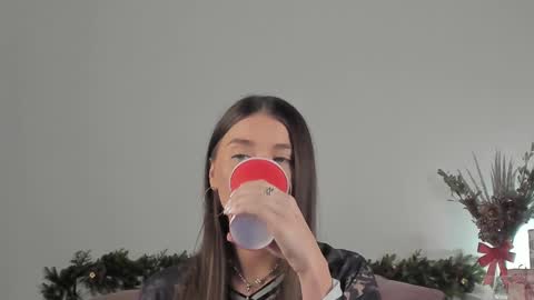 violetta_finch online show from January 13, 2025, 8:15 am