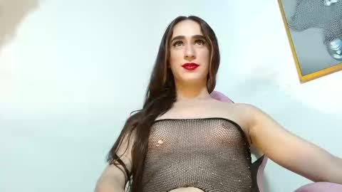 Snapshot of violetta_tss chatting on January 12, 2025, 9:29 pm Princess Violet Valerious Follow me IGX violetvalerious online show from January 12, 2025, 9:29 pm