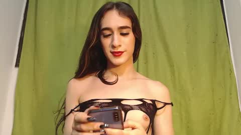Snapshot of violetta_tss chatting on March 8, 2025, 5:49 am Princess Violet Valerious Follow me IGX violetvalerious online show from March 8, 2025, 5:49 am