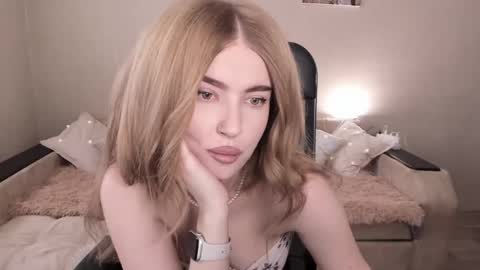 ViolettaOtis online show from February 23, 2025, 10:17 am