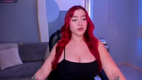 Violett Castel online show from March 3, 2025, 7:49 pm