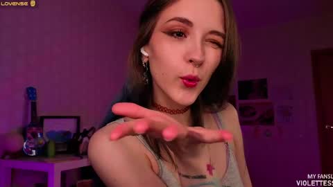 Vi  Best on my Fansly  online show from May 21, 2026, 5:20 pm