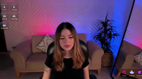 Violett  online show from February 23, 2025, 9:59 pm