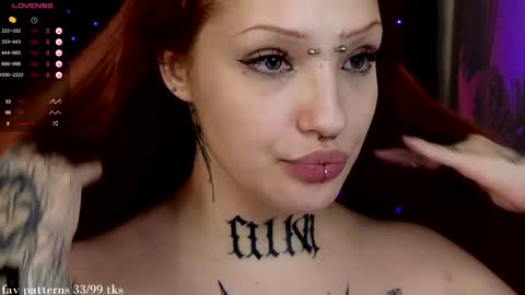 Snapshot of violetvio1ator chatting on January 11, 2025, 11:56 am Dommy mommy online show from January 11, 2025, 11:56 am