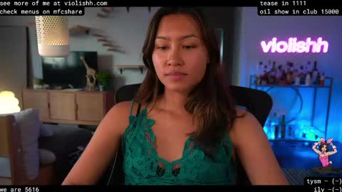 follow me on twitter violishh and ig violishh  online show from June 3, 2026, 11:54 pm