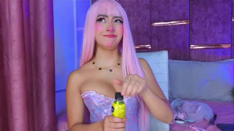 viollettebylyly online show from February 16, 2026, 12:56 pm