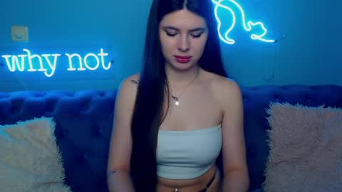 viollinalv online show from April 4, 2026, 4:44 am