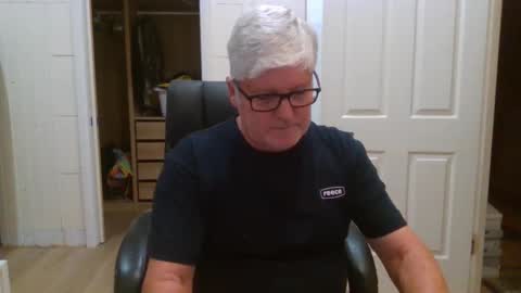 viper654321 online show from April 30, 2026, 7:25 am