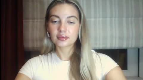 Snapshot of viraya chatting on July 20, 2026, 5:22 am emma online show from July 20, 2026, 5:22 am