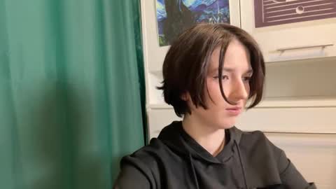 Vireia online show from January 7, 2026, 7:49 pm