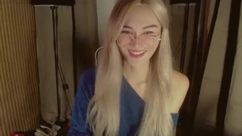 Pearl online show from October 11, 2025, 2:11 am