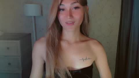 Snapshot of virgenpearl chatting on June 7, 2026, 2:59 am Pearl online show from June 7, 2026, 2:59 am