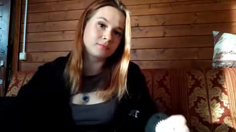 Snapshot of virgiehackney chatting on October 3, 2025, 1:30 pm Mia online show from October 3, 2025, 1:30 pm