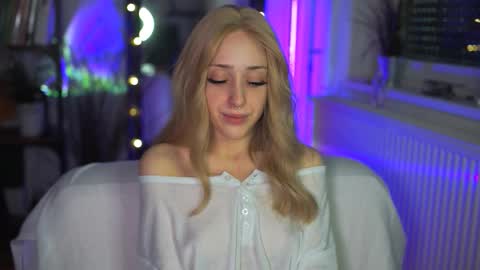 Snapshot of virtualexis chatting on March 12, 2026, 2:56 pm virtualexis online show from March 12, 2026, 2:56 pm