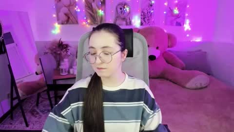 Snapshot of virtualvoyant chatting on February 19, 2026, 1:45 am your love online show from February 19, 2026, 1:45 am