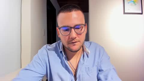 Vito Ferrer online show from March 3, 2025, 11:14 pm