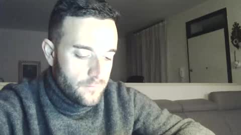 vittorio20cm online show from December 3, 2024, 9:56 pm