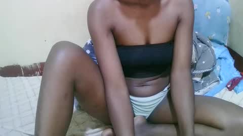 Snapshot of viva_sweet chatting on February 1, 2026, 7:29 am viva_sweet online show from February 1, 2026, 7:29 am