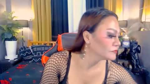 vivahotbabets4u online show from November 17, 2025, 2:45 pm