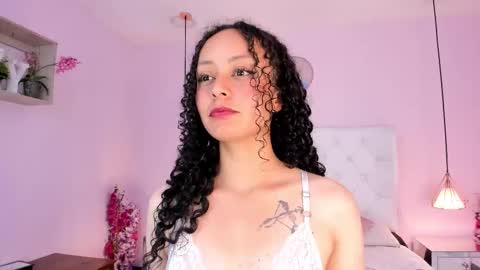 Snapshot of vivi_gh1 chatting on February 5, 2026, 3:33 am Vivi online show from February 5, 2026, 3:33 am