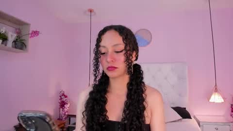 Snapshot of vivi_gh1 chatting on February 18, 2026, 3:24 am Vivi online show from February 18, 2026, 3:24 am