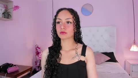 Snapshot of vivi_gh1 chatting on February 25, 2026, 4:00 am Vivi online show from February 25, 2026, 4:00 am