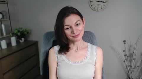 Vivian online show from January 21, 2025, 1:11 pm