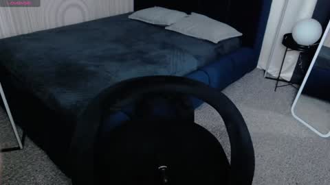 Vivian Evans online show from January 23, 2025, 1:08 am